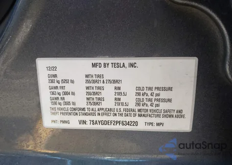 2023 Tesla Model Y Performance Dual Motor All-Wheel Drive z USA, uszkodzony, nr VIN 7SAYGDEF2PF634220